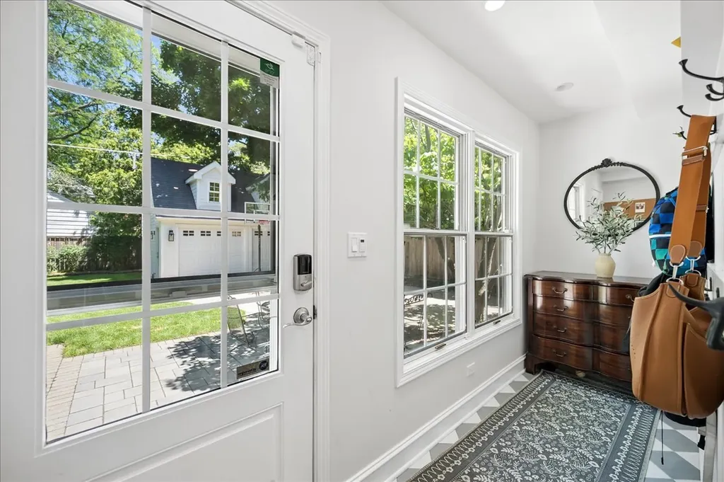 2236 Kenilworth Avenue Wilmette IL 60091