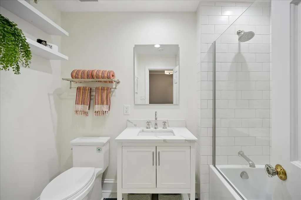 2236 Kenilworth Avenue Wilmette IL 60091
