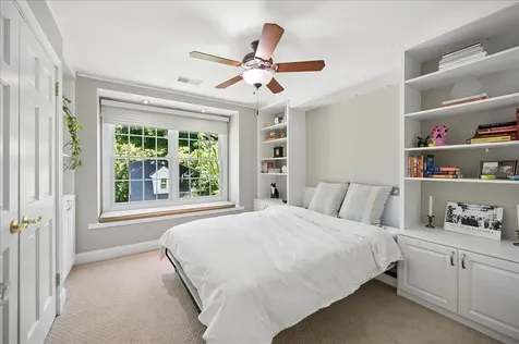 2236 Kenilworth Avenue Wilmette IL 60091