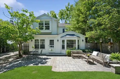 2236 Kenilworth Avenue Wilmette IL 60091