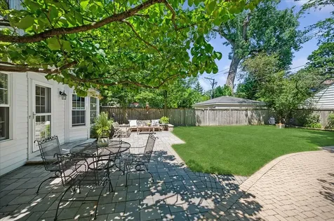 2236 Kenilworth Avenue Wilmette IL 60091