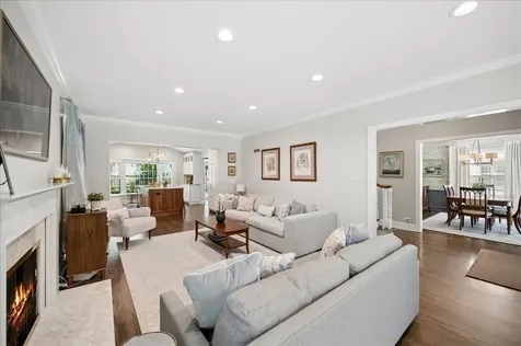 2236 Kenilworth Avenue Wilmette IL 60091