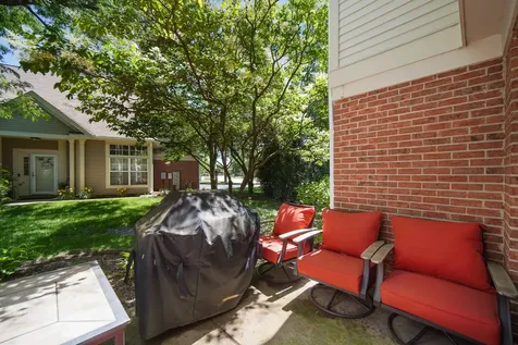 30W033 Princeton Court Warrenville IL 60555