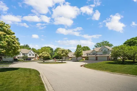 30W033 Princeton Court Warrenville IL 60555