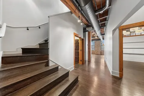 520 West Huron Street W Chicago IL 60654