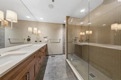 520 West Huron Street W Chicago IL 60654