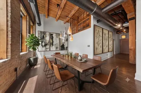 520 West Huron Street W Chicago IL 60654