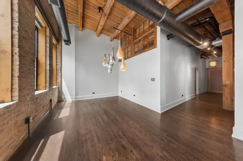 520 West Huron Street W Chicago IL 60654