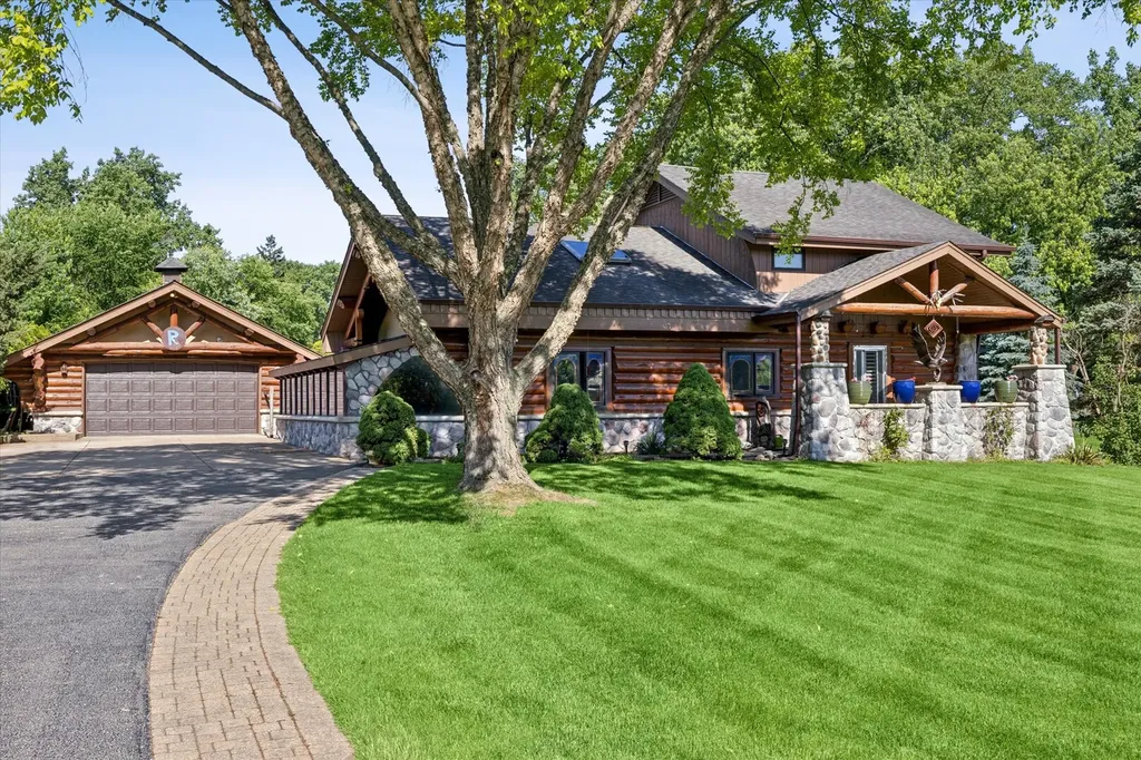 11330 Dineff Road Lemont IL 60439