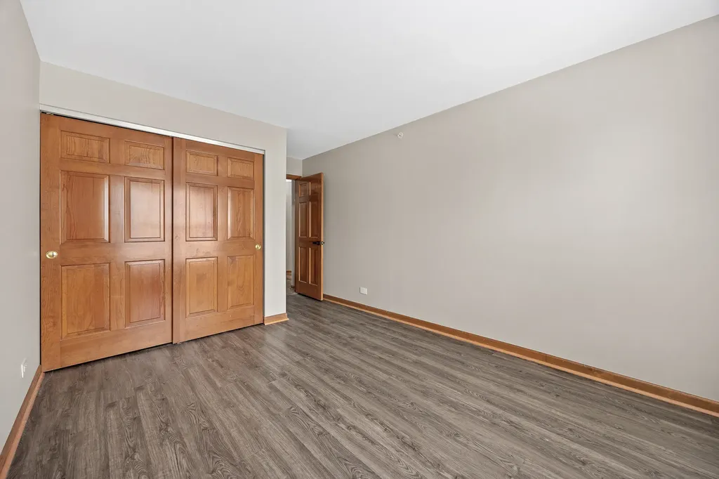 5S560 Paxton Drive Naperville IL 60563