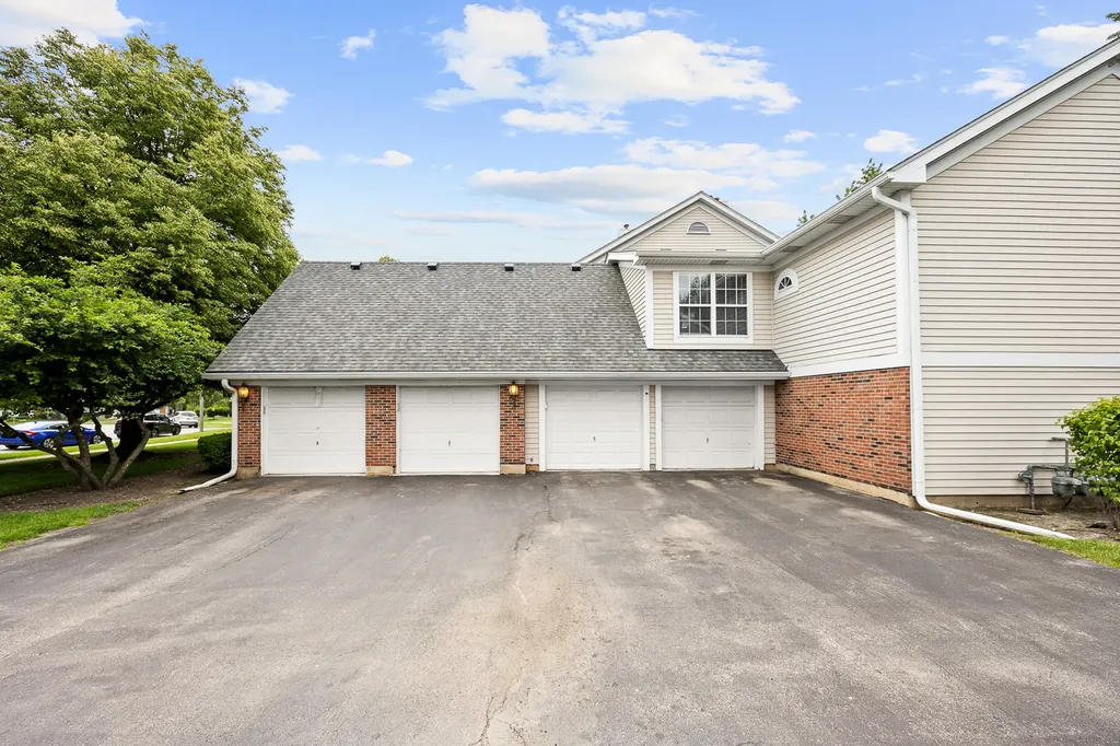 5S560 Paxton Drive Naperville IL 60563