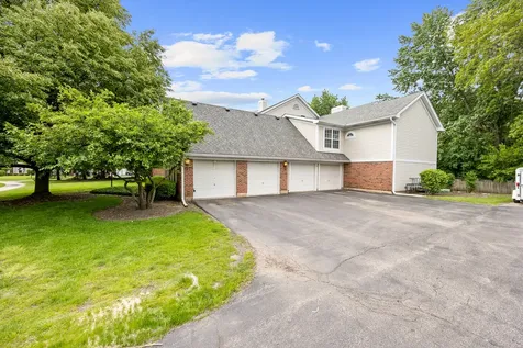 5S560 Paxton Drive Naperville IL 60563