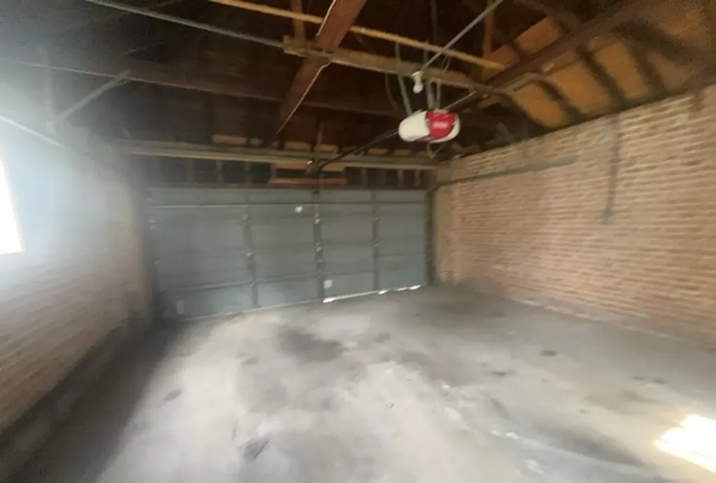 7819 South Bennett Avenue Chicago IL 60649