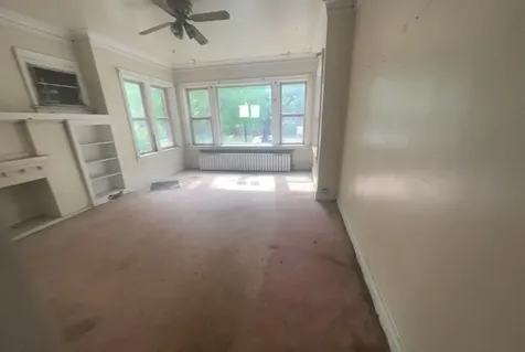 7819 South Bennett Avenue Chicago IL 60649