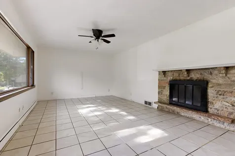 123 Dawn Avenue Rockford IL 61107