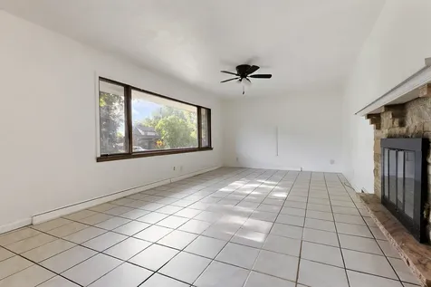 123 Dawn Avenue Rockford IL 61107