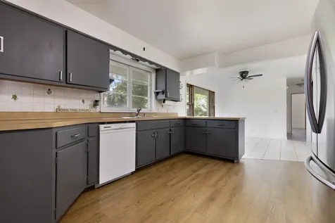123 Dawn Avenue Rockford IL 61107