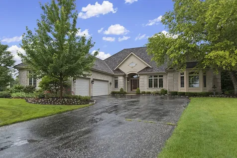 6650 White Pine Way Libertyville IL 60048