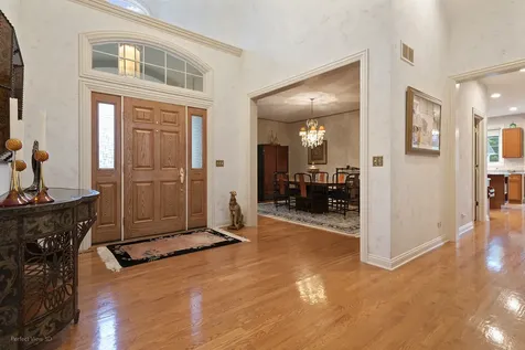 6650 White Pine Way Libertyville IL 60048
