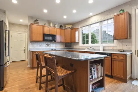 6650 White Pine Way Libertyville IL 60048