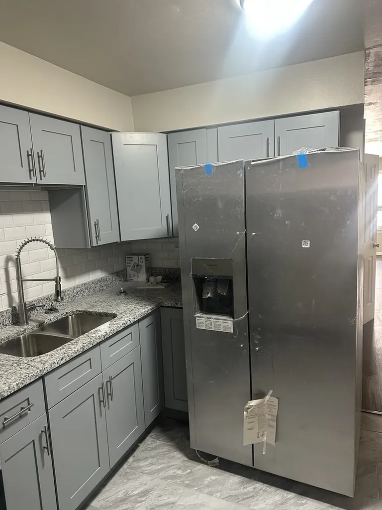 7939 South Ingleside Avenue Chicago IL 60619