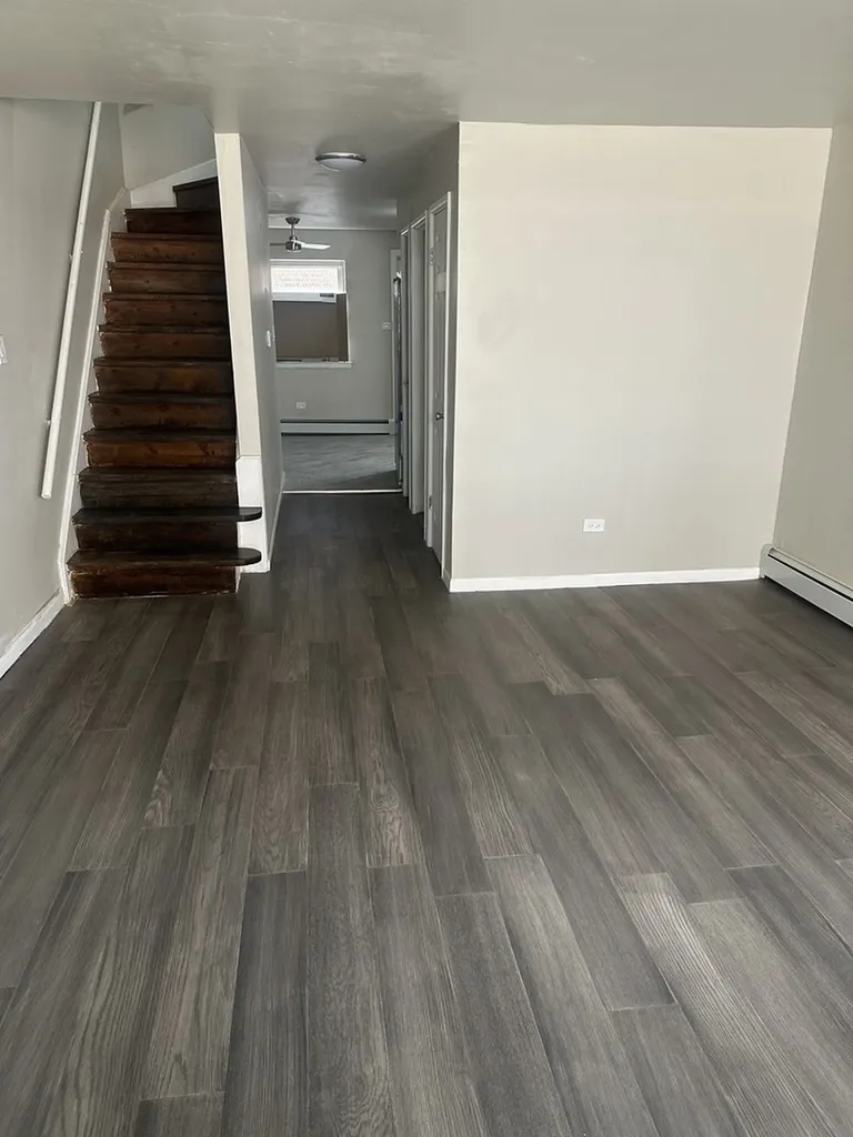 7939 South Ingleside Avenue Chicago IL 60619