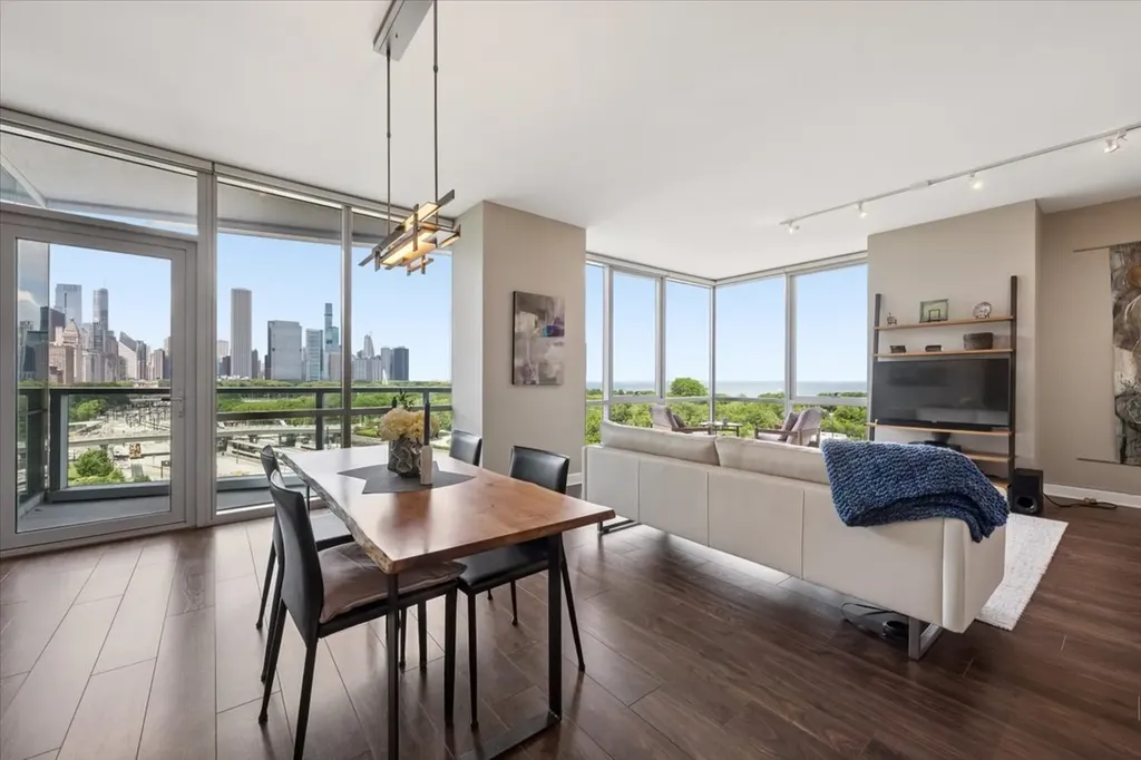 1201 South Prairie Avenue Chicago IL 60605