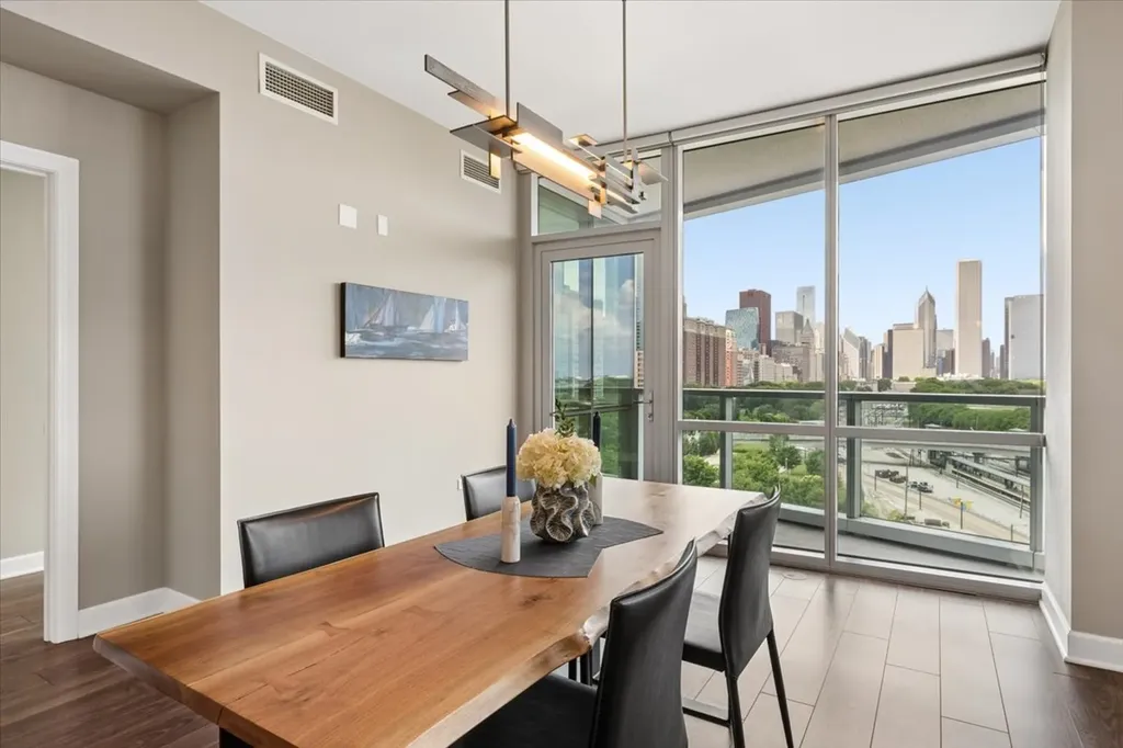 1201 South Prairie Avenue Chicago IL 60605