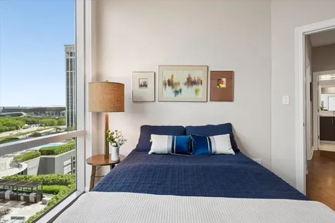 1201 South Prairie Avenue Chicago IL 60605