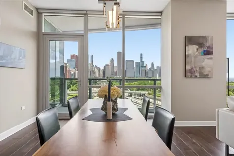 1201 South Prairie Avenue Chicago IL 60605