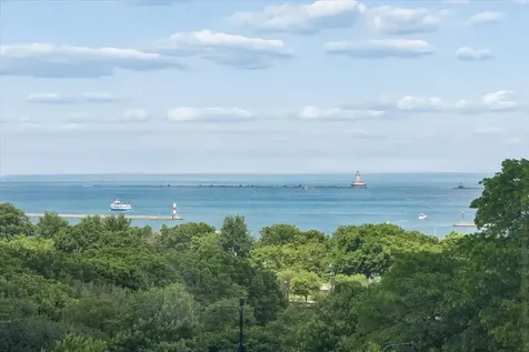 1201 South Prairie Avenue Chicago IL 60605