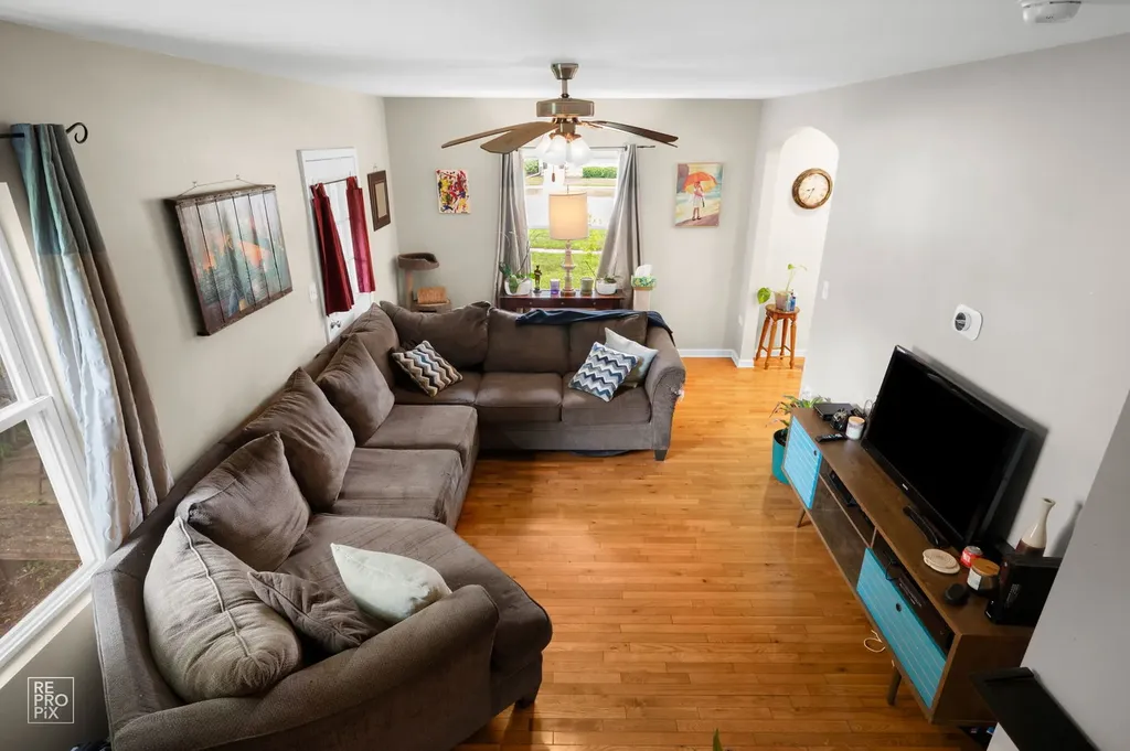 221 North Mill Street Naperville IL 60540