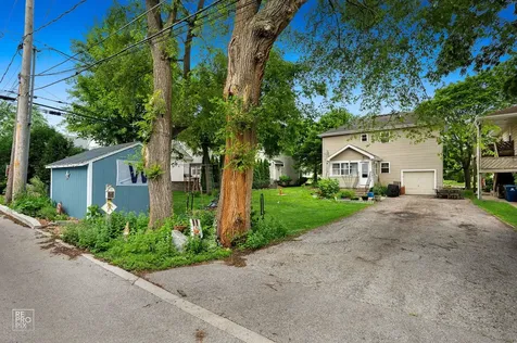 221 North Mill Street Naperville IL 60540