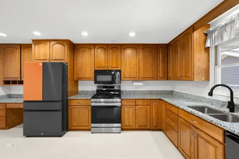 20589 North Horatio Boulevard Prairie View IL 60069