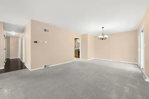 20589 North Horatio Boulevard Prairie View IL 60069