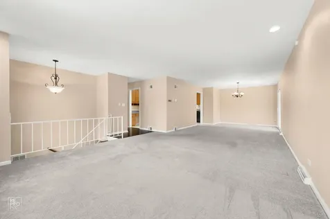 20589 North Horatio Boulevard Prairie View IL 60069