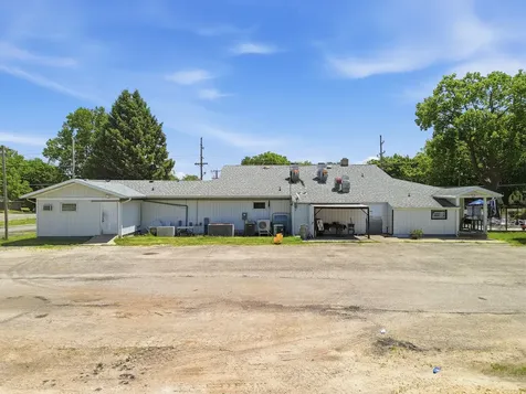 707 Freeport Road Sterling IL 61081