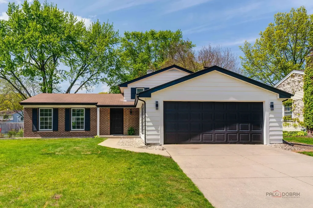 812 Lehigh Lane Buffalo Grove IL 60089