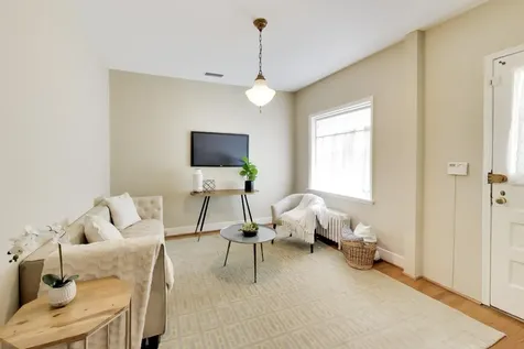 5898 North Caldwell Avenue N Chicago IL 60646