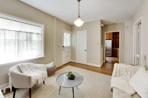 5898 North Caldwell Avenue N Chicago IL 60646