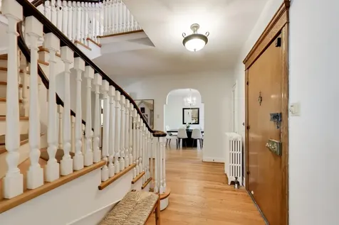 5898 North Caldwell Avenue N Chicago IL 60646
