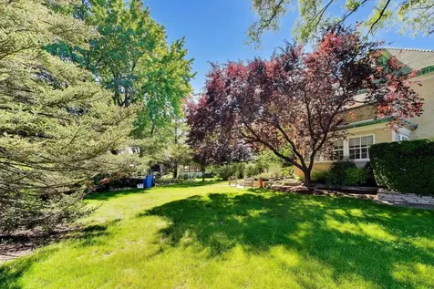 5898 North Caldwell Avenue N Chicago IL 60646