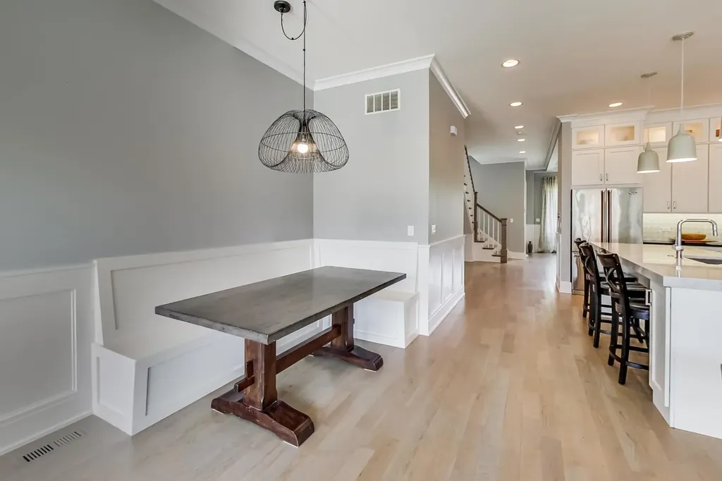 3625 North Campbell Avenue Chicago IL 60618
