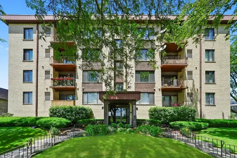 5800 West 105th Street Oak Lawn IL 60453