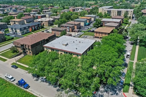 5800 West 105th Street Oak Lawn IL 60453
