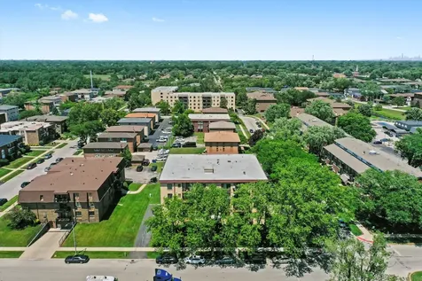 5800 West 105th Street Oak Lawn IL 60453