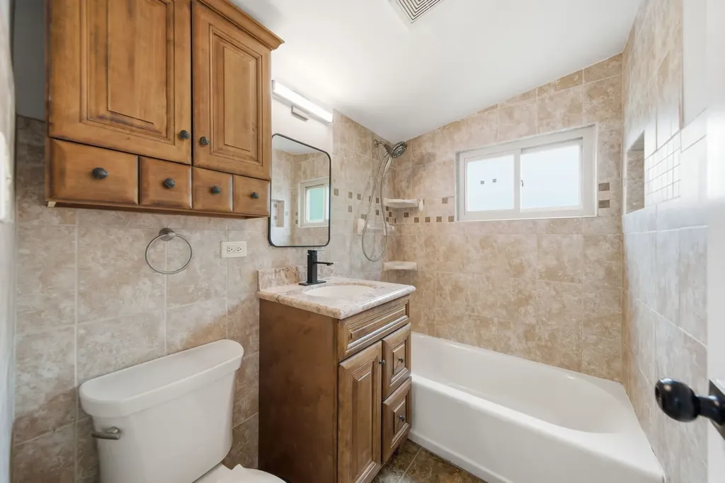 207 West Ethel Avenue Lombard IL 60148