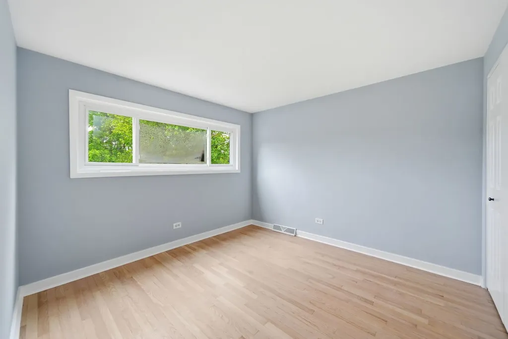 207 West Ethel Avenue Lombard IL 60148