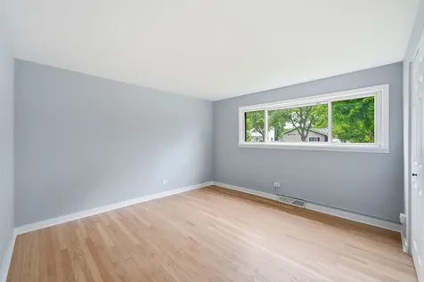 207 West Ethel Avenue Lombard IL 60148