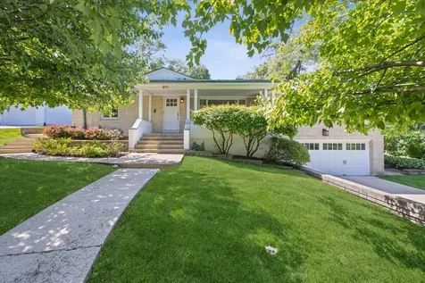671 Revere Road Glen Ellyn IL 60137